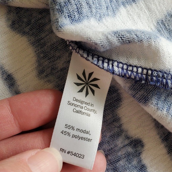 ATHLETA | Breezy Tank Top | White and Blue Tie Dye | Small - Picture 7 of 15